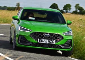 Τέλος Εποχής: Το Ford Focus ST αποχωρεί μετά από 20 χρόνια θρύλου στα hot hatch