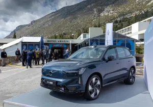 Η Volvo έκλεψε την παράσταση στους Δελφούς με το SUV του μέλλοντος – Δείτε γιατί το EX90 συζητιέται παντού!