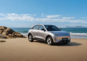Geely E2: Το μεγάλο νέο είναι το μικρό της Geely – Εκδόσεις και τιμές