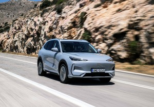 Geely EX5: Πιο εύκολη, πιο προσιτή ηλεκτροκίνηση με 0% επιτόκιο και €239/μήνα.