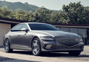 Genesis Electrified G80: Με μεγαλύτερη αυτονομία, πιο ευρύχωρο εσωτερικό και νέο στυλ