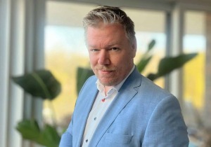 Bruce Salinas: Από petrolhead σε φανατικό της ηλεκτροκίνησης