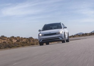Hyundai IONIQ 2: Ηλεκτρική «βόμβα» κάτω από €30.000