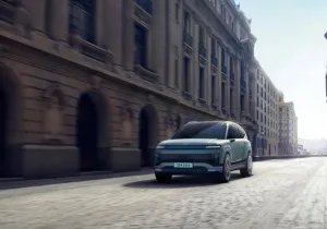 Η Hyundai λανσάρει επίσημα τη ναυαρχίδα της IONIQ 9