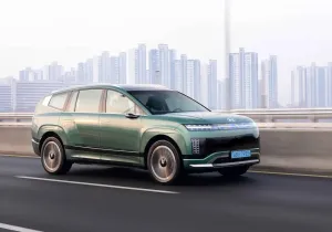 Τα 7 καλύτερα 7θέσια ηλεκτρικά SUV για μεγάλα ταξίδια με μία μόνο στάση φόρτισης!