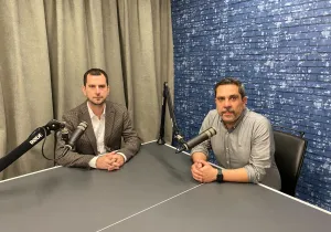 Podcast: Ο Θάνος Ζαρόγιαννης σύμβουλος στο υπουργείο Περιβάλλοντος και Ενέργειας, στο CarsElectric.gr