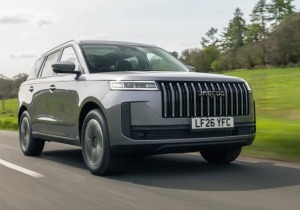 Jaecoo 5 Hybrid: Το SUV-έκπληξη που καίει λιγότερο και ρίχνει τους αντιπάλους στο καναβάτσο