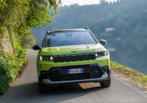 Νέο Jeep Compass e-Hybrid 2025 – Το SUV που συνδυάζει στυλ, τεχνολογία και περιπέτεια