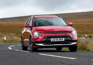 Kia Niro: Υβριδικό, PHEV ή ηλεκτρικό; Πόσο καλό είναι το οικογενειακό SUV;