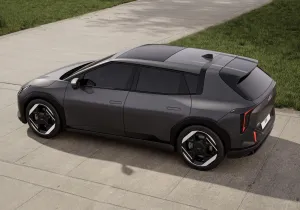 Έρχεται το ηλεκτρικό hatchback Kia EV4 – Δείτε πόσο θα κάνει