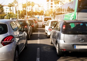 Μικρά αυτοκίνητα, μεγάλα SUV και ακόμη μεγαλύτερος εγωισμός