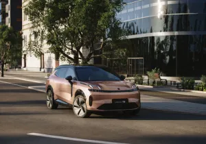 Το Lynk & Co 08 είναι το PHEV με ηλεκτρική αυτονομία 200 χλμ.