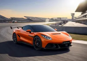 Το BYD Denza Z των 1.582 ίππων προκαλεί την Porsche 911 Turbo S