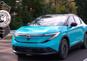 Το Nissan LEAF αναδεικνύεται «World’s Best Compact Car» από τον θεσμό Women’s Worldwide Car of the Year