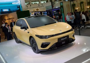 Leapmotor Lafa 5: Το νέο ηλεκτρικό hatchback κάνει ντεμπούτο στη Κίνα