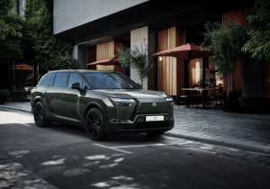 Lexus TZ- Αποκάλυψη του ηλεκτρικού 6θέσιου SUV