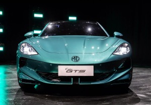 MG Cyber GTS – Το σπορ κουπέ που ρίχνει σκιά στη Jaguar F-Type!