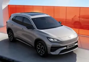 Η MG παρουσιάζει το πρώτο της ηλεκτρικό SUV με ημι-στερεά μπαταρία