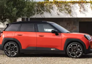MINI Aceman: Έφτασε το αμιγώς ηλεκτρικό B-SUV | Τιμές