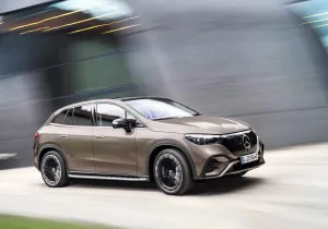Η Mercedes φέρνει νωρίτερα την ηλεκτρική E-Class