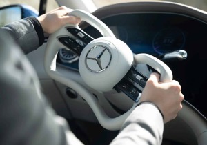 Mercedes-Benz και Geely: Συνεργασία πέρα ​​από το Smart;