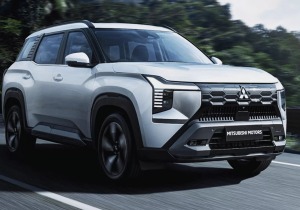 Mitsubishi Destinator: 7 Θέσεις, 161 ίπποι και hi-fi της Yamaha [video]