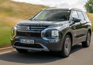 Η Mitsubishi αντεπιτίθεται: Το νέο Outlander δείχνει πώς πρέπει να είναι ένα PHEV-SUV