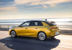 Το Opel Astra Plug-in-Hybrid τώρα με μεγαλύτερη αυτονομία