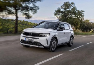 Opel Frontera Extended Range: Ηλεκτρική αναβάθμιση που αλλάζει την καθημερινή οδήγηση