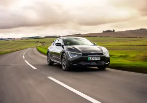 Νέο Kia EV6 Air Standard Range – Πιο προσιτό και γρήγορο στη φόρτιση
