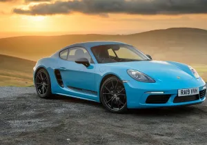 Η θρυλική Porsche 718 περνά στην ηλεκτρική εποχή