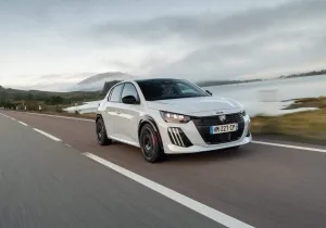 E-208 GTi: Ακατέργαστο ταλέντο