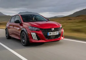 Νέο Peugeot E-208 GTi 2026: Το χαμόγελο γύρισε ξανά