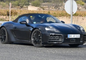 Έρχεται η πιο ριζοσπαστική Porsche όλων των εποχών – Και είναι ηλεκτρική!
