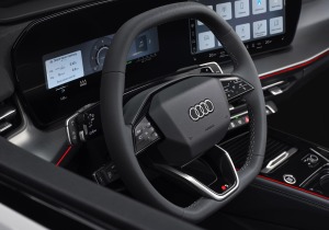 H Audi αποκαλύπτει το νέο high-tech εσωτερικό του Q3