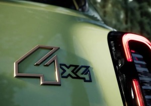 Renault 4 E-Tech 4×4: Η κίνηση ματ που «σώζει» το νέο R4