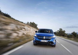 Μεγάλη κυβερνοεπίθεση στη Renault: Χάκερ έκλεψαν προσωπικά δεδομένα πελατών Renault και Dacia – Τι απαντά η εταιρεία