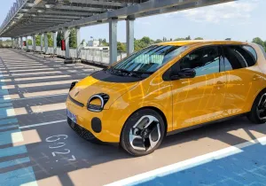 Renault Twingo: Πόσο χαμηλά μπορεί να πέσει η κατανάλωση του ηλεκτρικού πόλης;