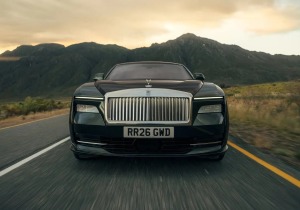 Rolls-Royce Spectre Series II: Το ηλεκτρικό «θηρίο» των 680 PS επέστρεψε πιο ισχυρό και με αυτονομία-έκπληξη