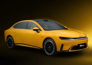 Το Smart #6 φέρνει νέο συνδυασμό υβριδικών συστημάτων κίνησης