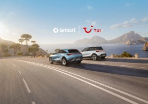 Η Smart και η Tui λανσάρουν κοινή ειδική έκδοση των #1 και #3
