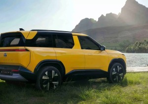 Ποιο είναι το «μικρό Land Rover» που ανατρέπει την αγορά με τιμή μόλις €11.800 – [video]