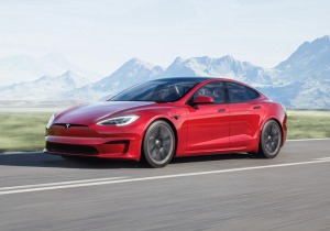 Πρόστιμο $243 εκατομμυρίων στην Tesla μετά από θανατηφόρο ατύχημα