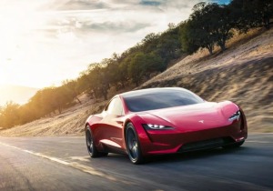 Tesla Roadster: Νέα αποκάλυψη «φωτιά» μετά από 10 χρόνια αναμονής