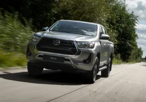 Αυτό είναι το νέο υβριδικό Toyota Hilux