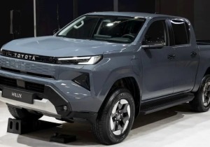 Σαλόνι Αυτοκινήτου Βρυξελλών: Το Hilux έγινε ηλεκτρικό και έρχεται Ευρώπη