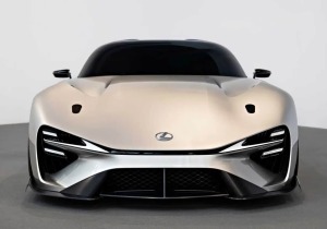 Η Toyota ετοιμάζει το πρώτο της ηλεκτρικό αυτοκίνητο με μπαταρία στερεάς κατάστασης