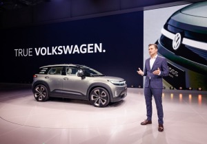 Η Volkswagen αναδιαμορφώνει τη γκάμα μοντέλων της γύρω από τις βασικές της αξίες