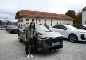 Κοινές αξίες, κοινή διαδρομή: Η FC Bayern Women επιλέγει το νέο Audi Q3