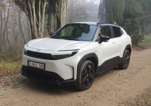 Το νέο Toyota Urban Cruiser αποκαλύπτεται